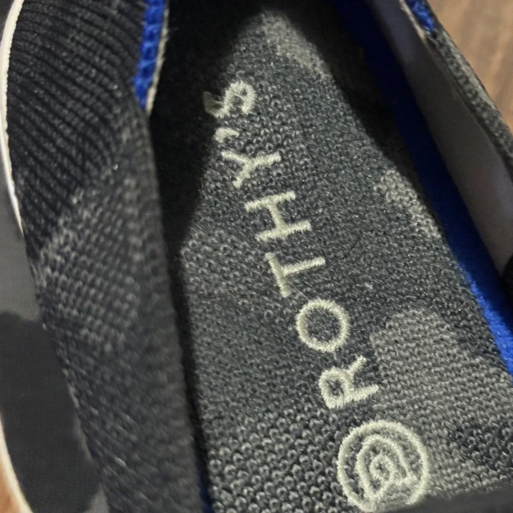 Rothy's Camo slip on shoes/ sneakers retired rare‎ size 8